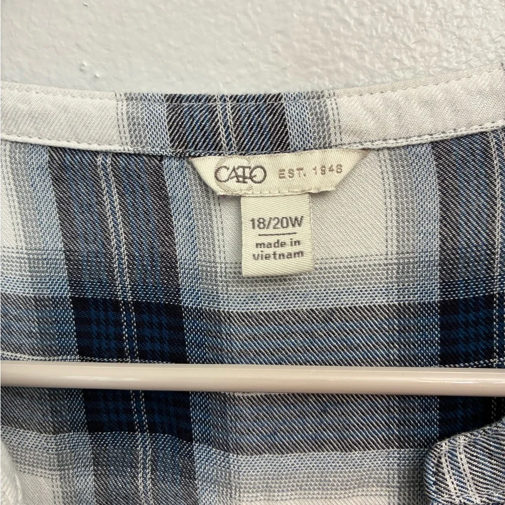 Cato White & Navy Plaid Peasant Blouse with Lace Trim - Picture 2 of 8
